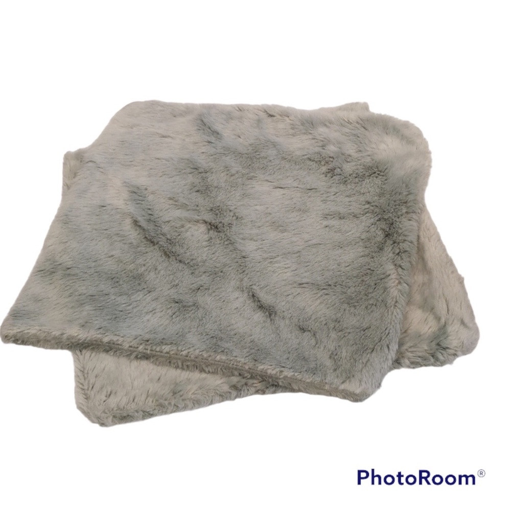 🍄 Indigo Furry Pillow Cases